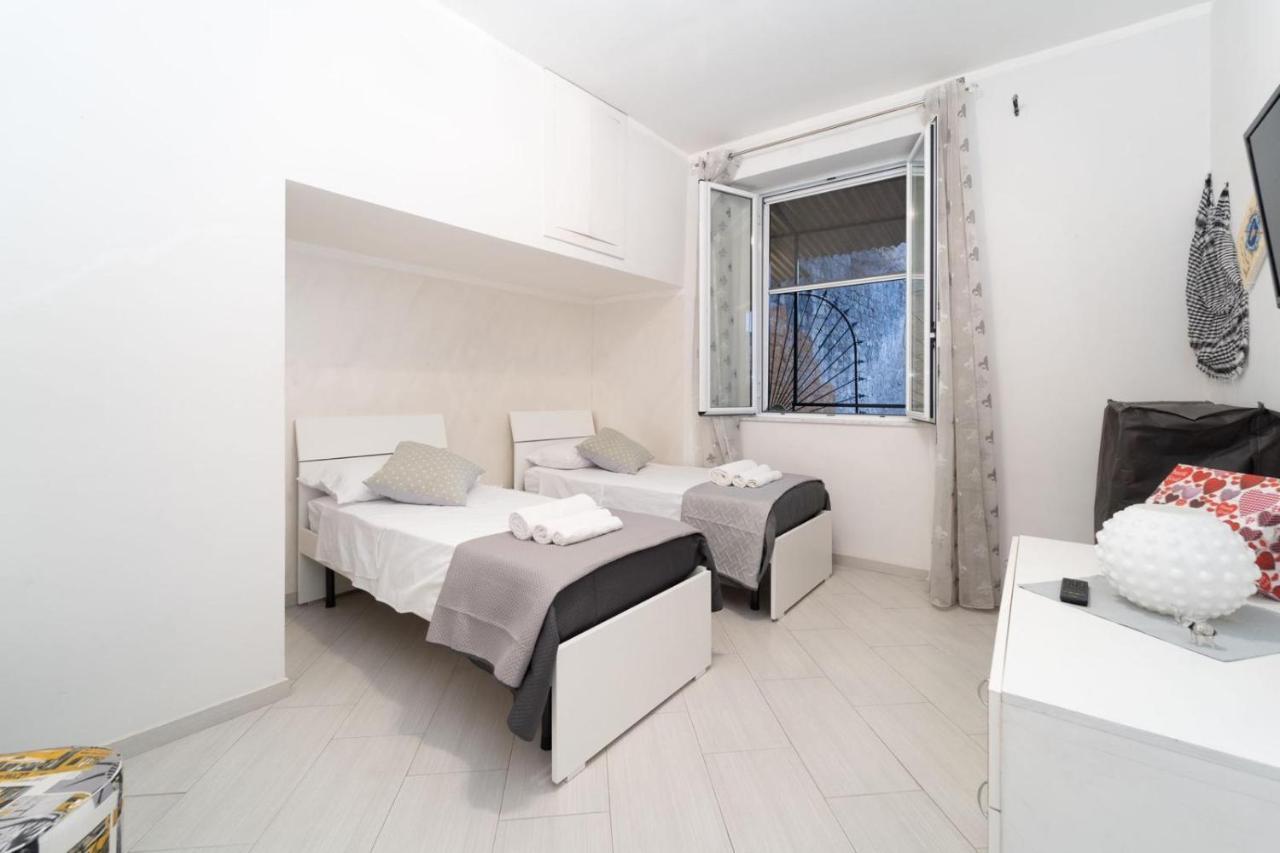 Apartamento Casa Dea Napoli Exterior foto